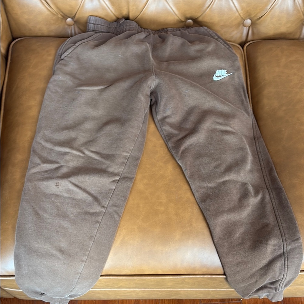 Nike Brown Sweatpants Relaxed Fit Joggers
